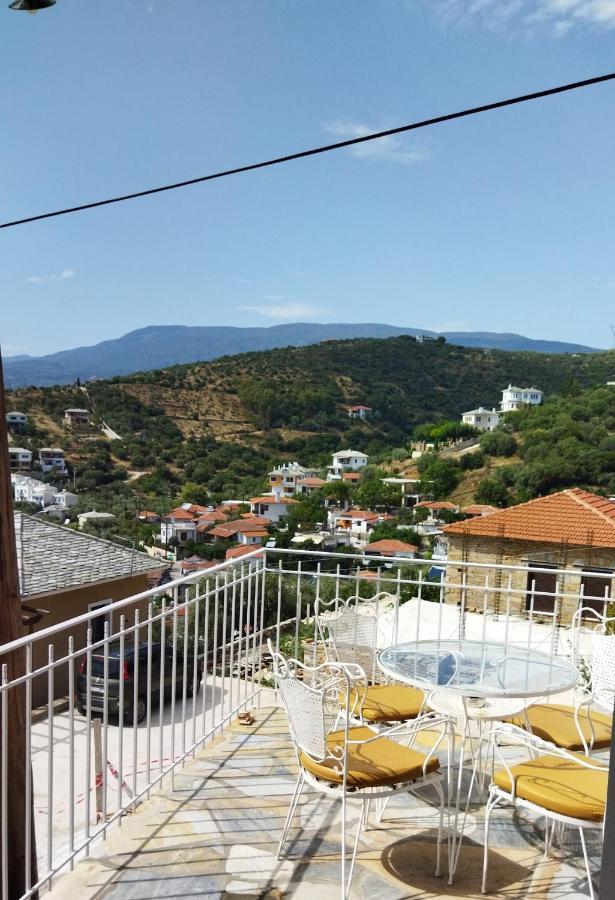 με θέα το ηλιοβασιλεμα 2 Holiday home Afissos