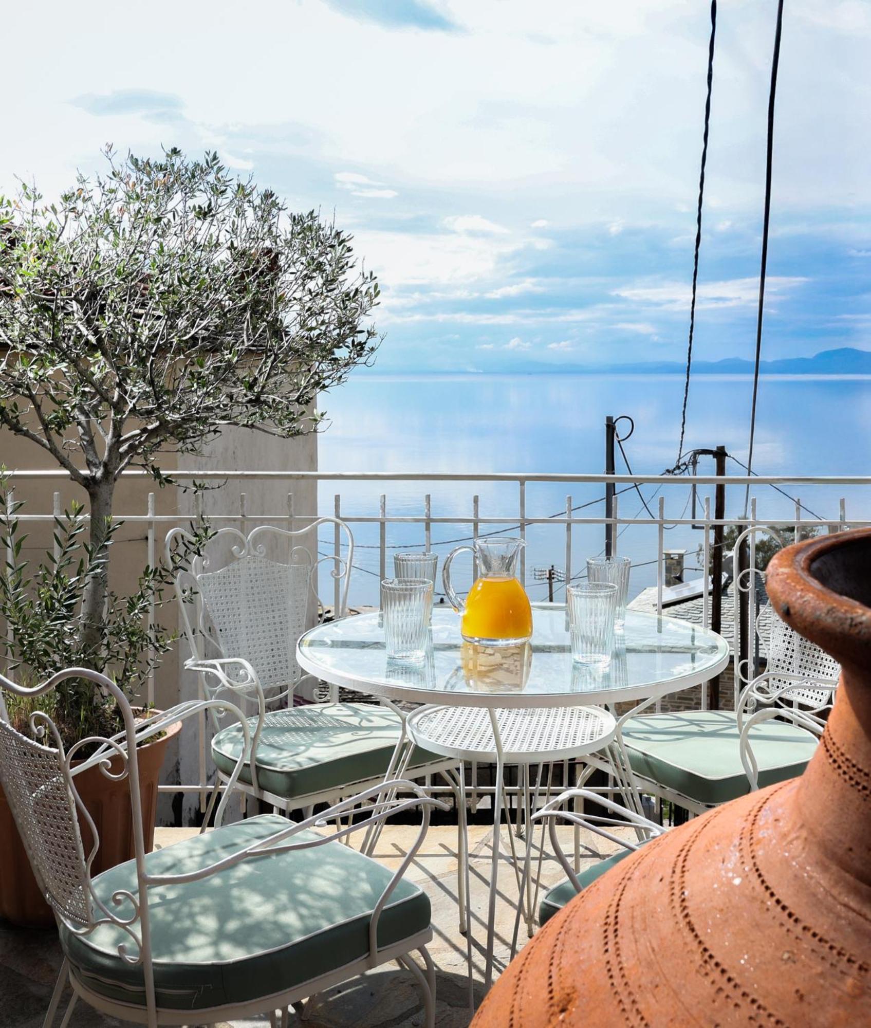 Holiday home με θέα το ηλιοβασιλεμα 2